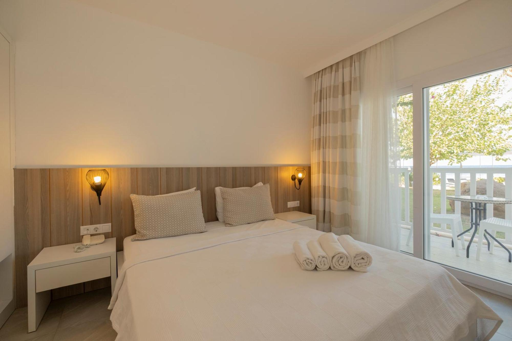 Ladonia Hotels Mio Mare Akyarlar Buitenkant foto