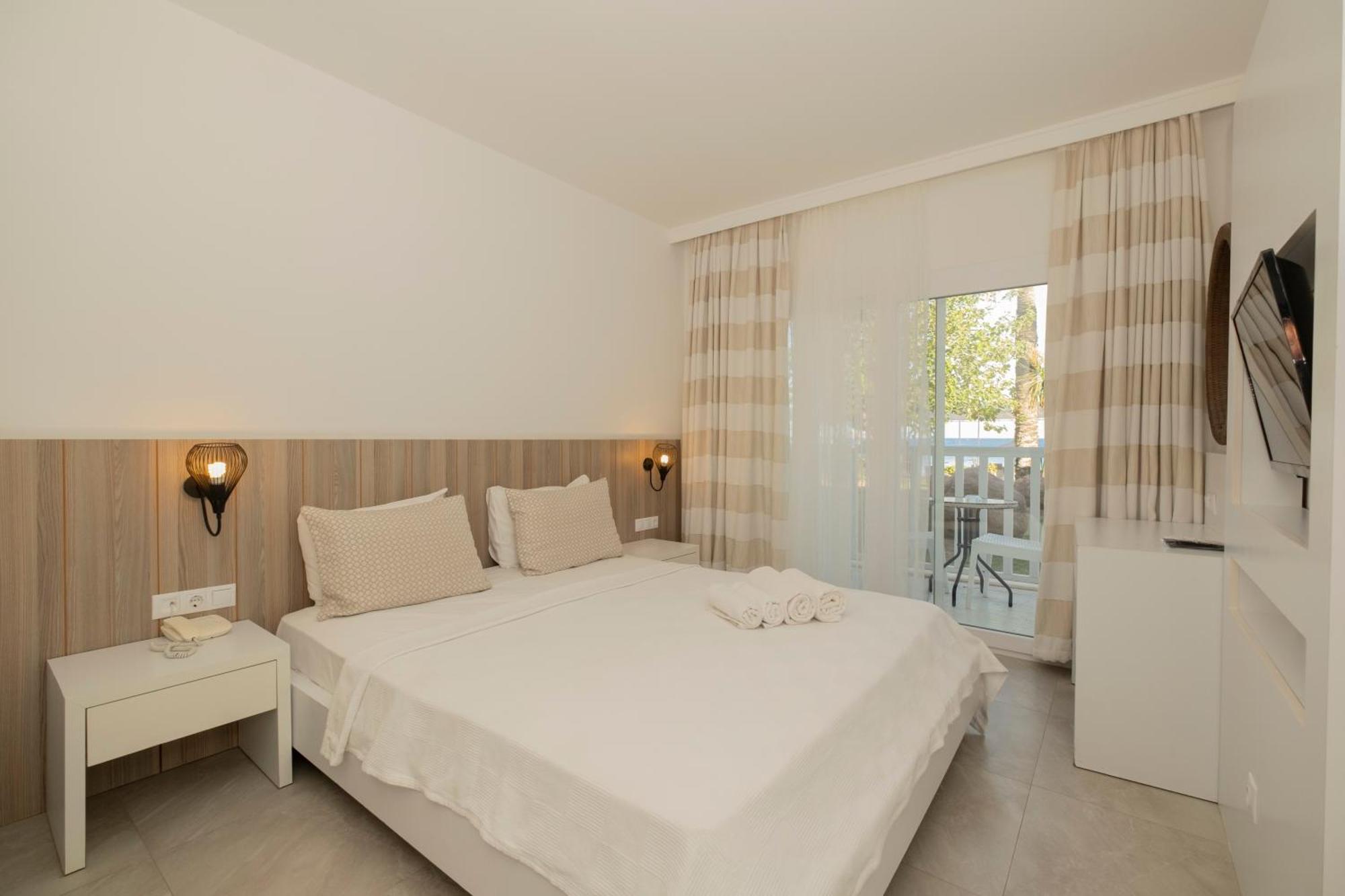 Ladonia Hotels Mio Mare Akyarlar Buitenkant foto