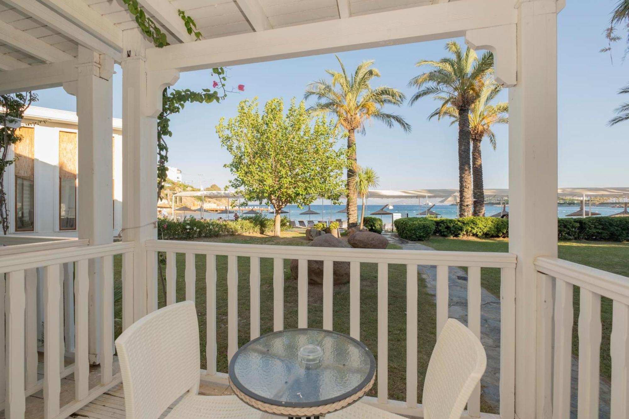 Ladonia Hotels Mio Mare Akyarlar Buitenkant foto